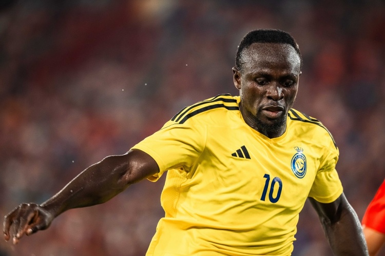 od体育官网-博主：胜利边锋马内小腿肌肉二级撕裂，医生建议休息一周